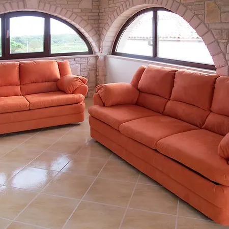 بيت للعطل Suzi 425s *