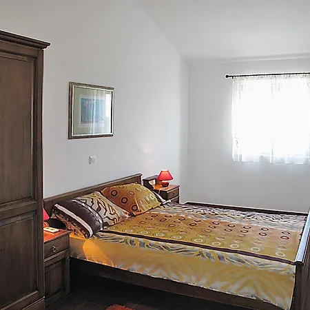 بيت للعطل Suzi 425s Orihi